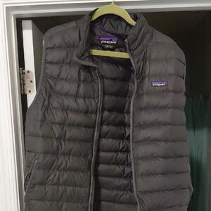 Patagonia Charcoal Quilted Vest